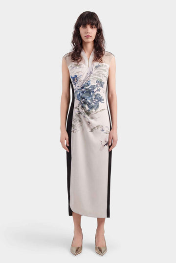 Customize : Riverscape Embroidered Midi Gown
