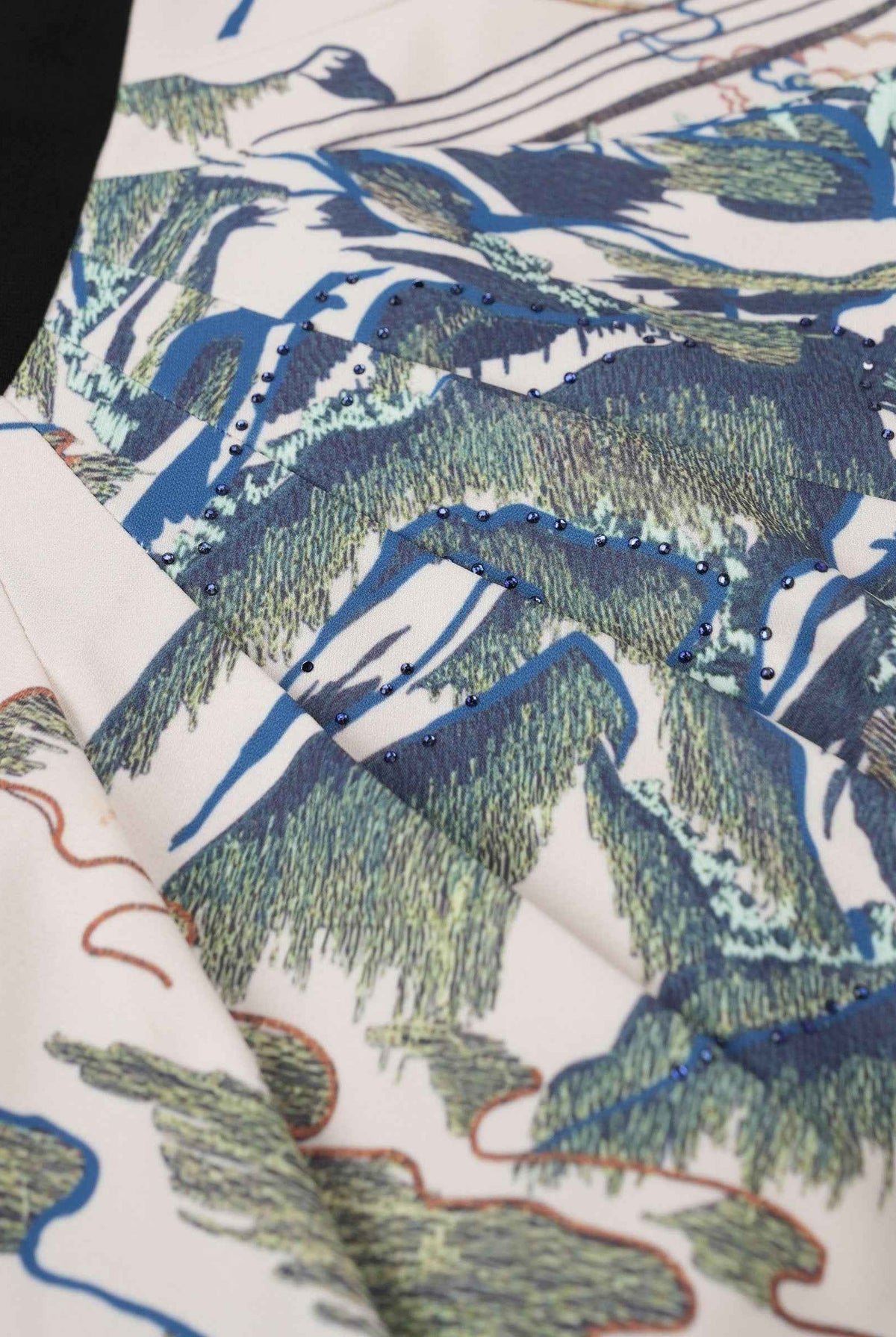 Customize : Riverscape Embroidered Midi Gown