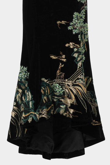 Customize : Black Riverscape Embroidered Gown