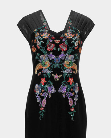Customize : Phoenix Embroidered Gown with Pleated Shoulders