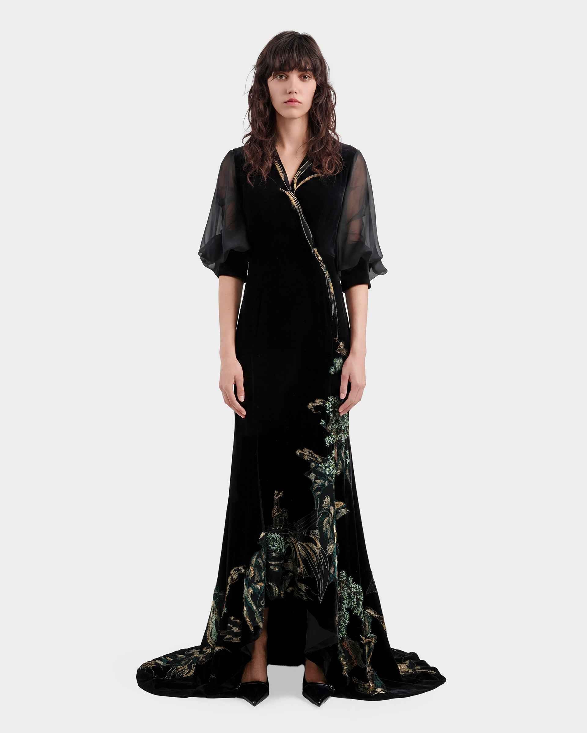 Customize : Black Riverscape Embroidered Gown