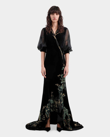 Customize : Black Riverscape Embroidered Gown